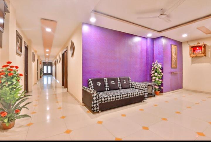 Hotel Nilkanth Inn Hālol エクステリア 写真